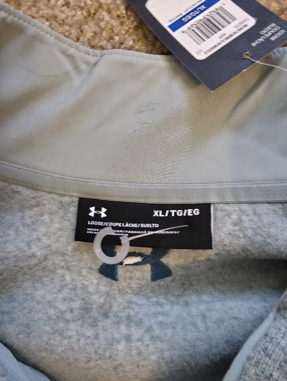 Under Armour - Picture 3 of 4